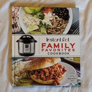 🆕 Instant Pot Family Favorite Cookbook Hardcover